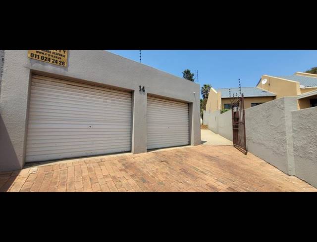 3 BEDROOM HOUSE FOR SALE IN ELANDSHAVEN